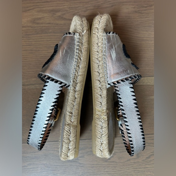 Gucci double G silver espadrille sandals - Picture 3 of 7